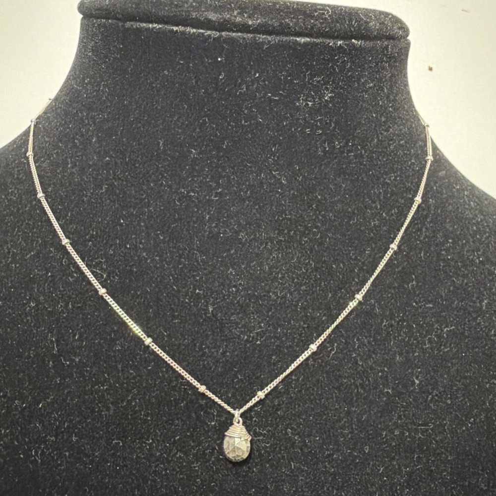 Lotus Jewelry Studio 925 Sterling Silver Gray Chalcedony Necklace 16" Trinket